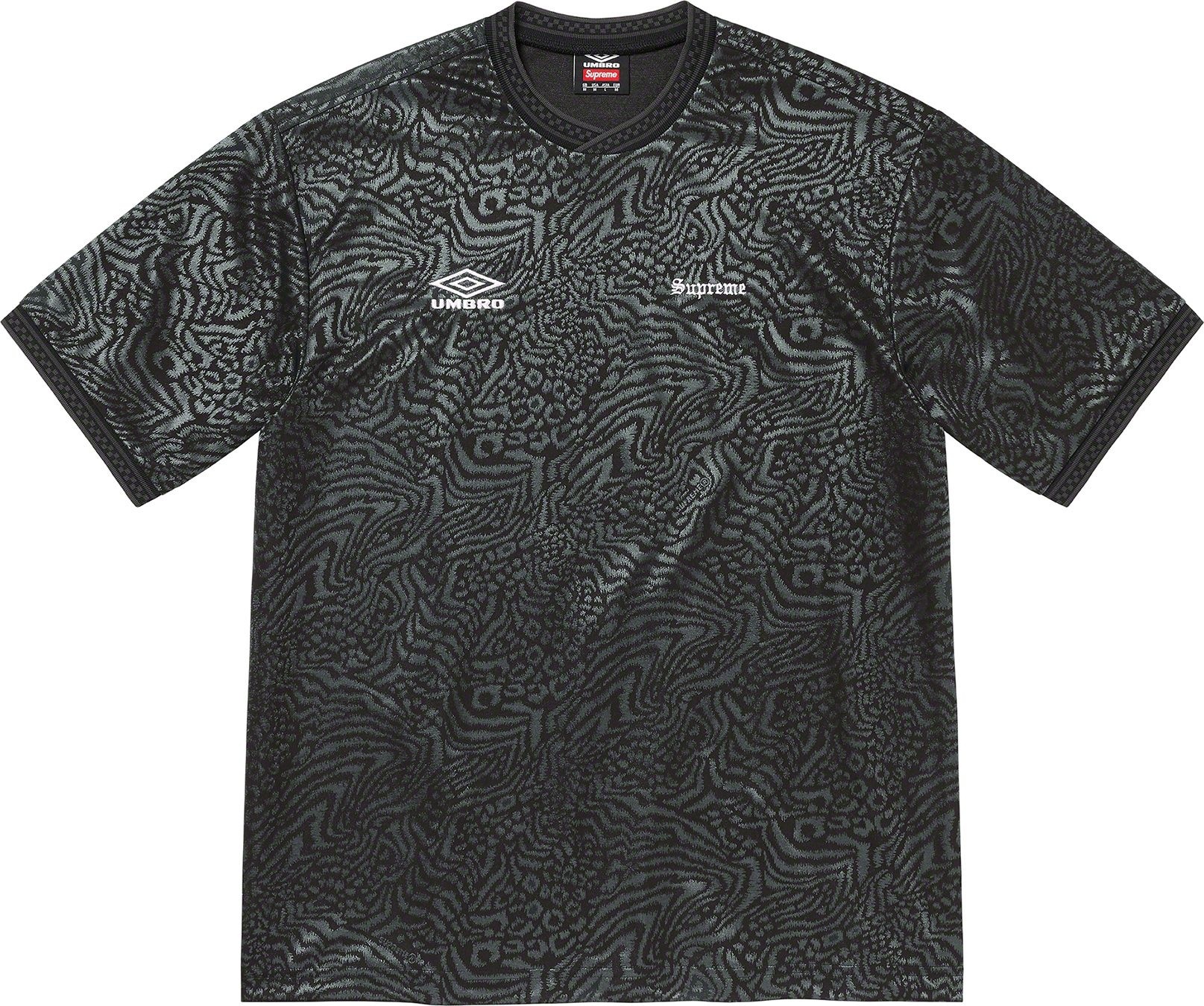 Supreme®/Umbro Jacquard Animal Print Soccer Jersey view 8